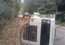 Acidente entre caminhão e carreta interdita descida da serra da Via Anchieta, em Cubatão (SP)