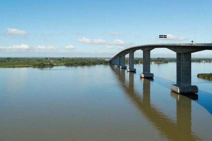 Ponte sobre o Rio Jacuí, na BR-116/RS, será bloqueada a partir desta terça-feira (14) Ponte sobre o Rio Jacuí, na BR-116/RS, será bloqueada a partir desta terça-feira (14)