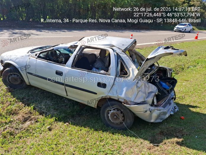 Capotamento na SP-342 deixa 1 morto e 1 ferido grave, em Mogi Guaçu