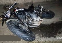 Acidentes matam 15 motoqueiros nas estradas brasileiras, no fim de semana Acidentes matam 15 motoqueiros nas estradas brasileiras, no fim de semana