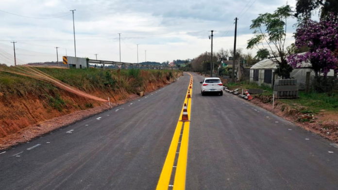 Liberado o tráfego de veículos em via lateral da BR-116/RS, em São Lourenço do Sul