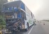 Motorista de ônibus morre em acidente contra carreta na Via Dutra, em Santa Isabel (SP) Motorista de ônibus morre em acidente contra carreta na Via Dutra, em Santa Isabel (SP)