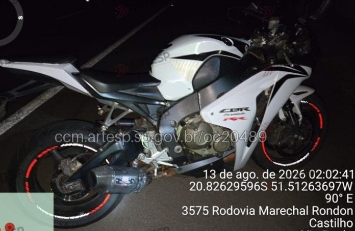 Garupa cai de motocicleta e morre na Marechal Rondon (SP-300), em Castilho