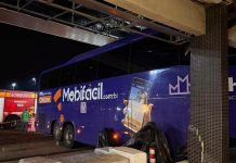 Ônibus da Penha invade restaurante na BR-116/SC e mata a gerente do posto, em Papanduva Ônibus da Penha invade restaurante na BR-116/SC e mata a gerente do posto, em Papanduva