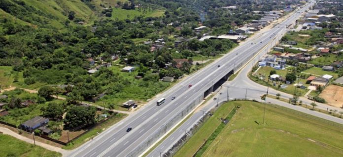 BR-101/RJ passa a contar com mais 6,5 quilômetros de terceiras faixas