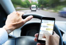 VÍDEO: Polícia Rodoviária de São Paulo alerta sobre o perigo de usar o celular ao volante VÍDEO: Polícia Militar Rodoviária de São Paulo (PMRv-SP) alerta sobre o perigo de usar o celular ao volante.