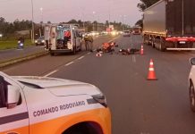 Três pessoas ficam feridas após colisão entre motos na RS-239 em Novo Hamburgo