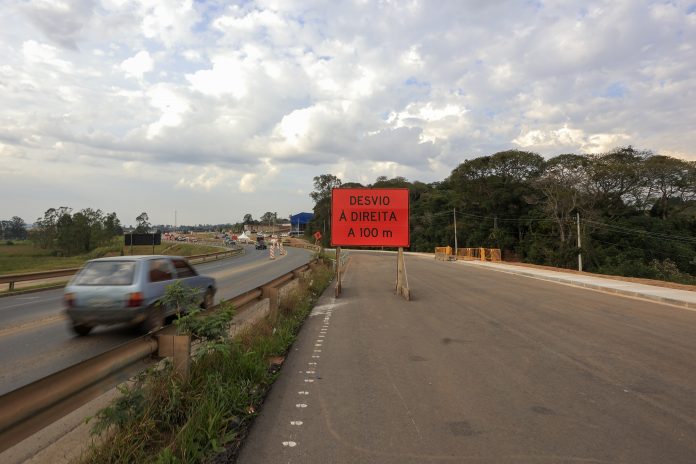 Duplicação da Bunjiro Nakao (SP-250) altera o tráfego entre Cotia, Vargem Grande Paulista e Ibiúna Duplicação da Bunjiro Nakao (SP-250) altera o tráfego entre Cotia, Vargem Grande Paulista e Ibiúna