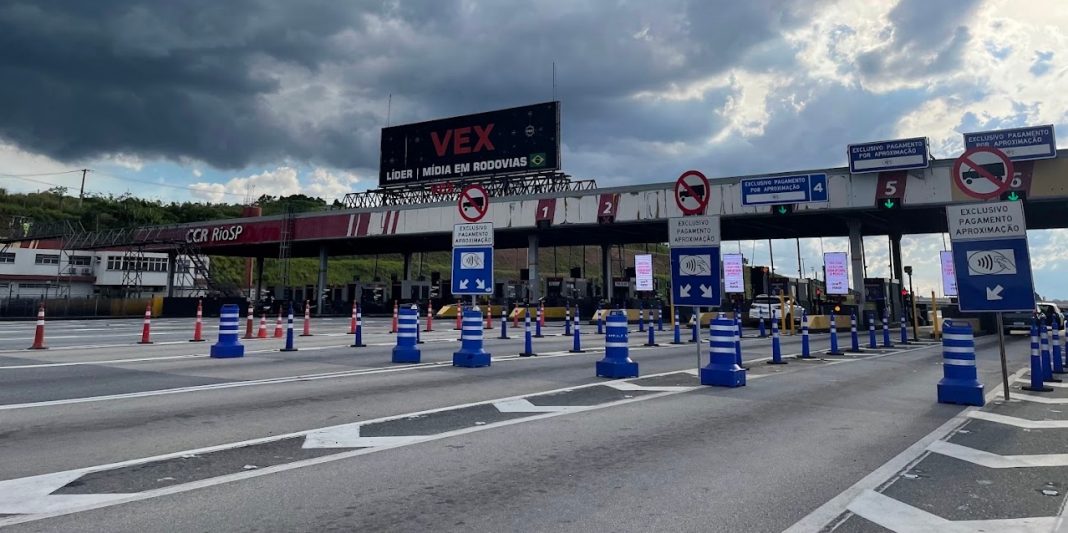 Pedágios da Via Dutra e Rio-Santos serão reajustados no dia 1º de setembro Pedágios da Via Dutra e Rio-Santos serão reajustados no dia 1º de setembro