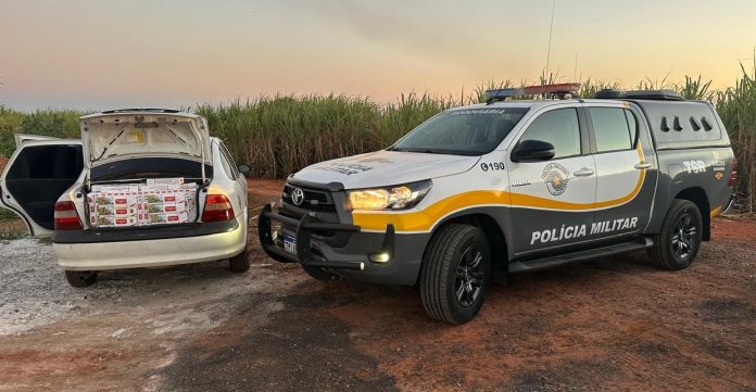 VÍDEO: Homem é preso na SP-425, em Quatá, com quase 2 mil pacotes de cigarros contrabandeados