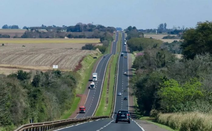BR-277/PR deverá ser totalmente duplicada até 2034, segundo a ANTT