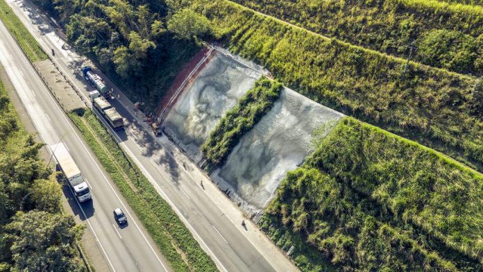 Finalizadas as obras de contenção de encosta em três pontos da BR-277/PR