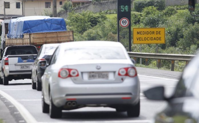 Pedágios e rodovias paranaenses terão 53 radares para o controle da velocidade
