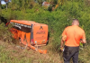 Ônibus da Amatur sai da pista na BR-319/AM e cai em ribanceira, entre Humaitá e Porto Velho Ônibus da Amatur sai da pista na BR-319/AM e cai em ribanceira, entre Humaitá e Porto Velho