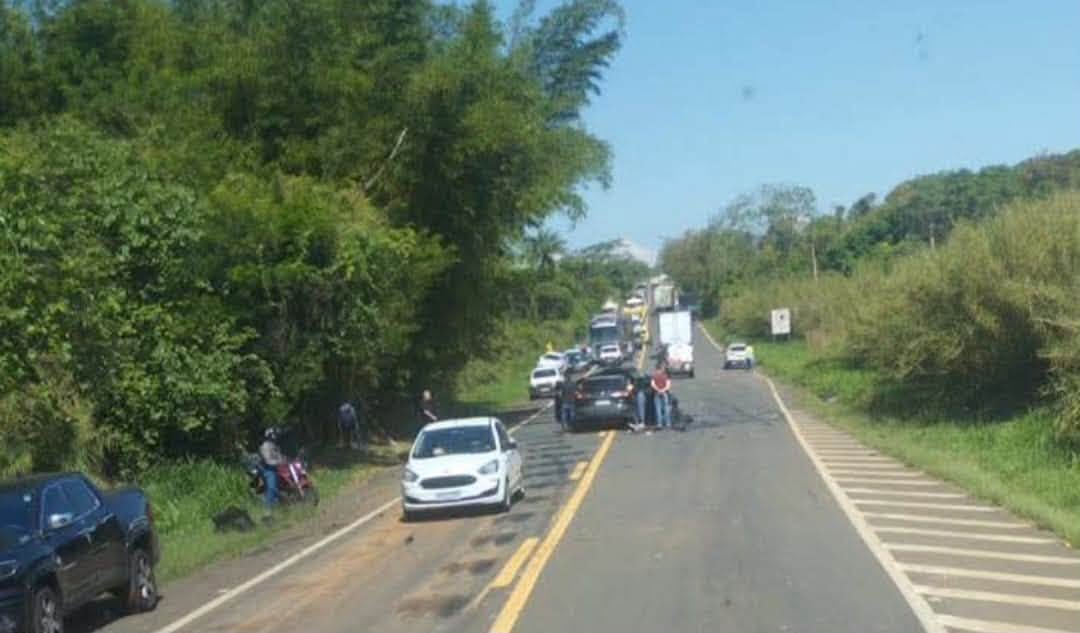 Padre da Diocese de Guaxupé (MG) e mulher morrem em acidente na SP-338, em Mococa