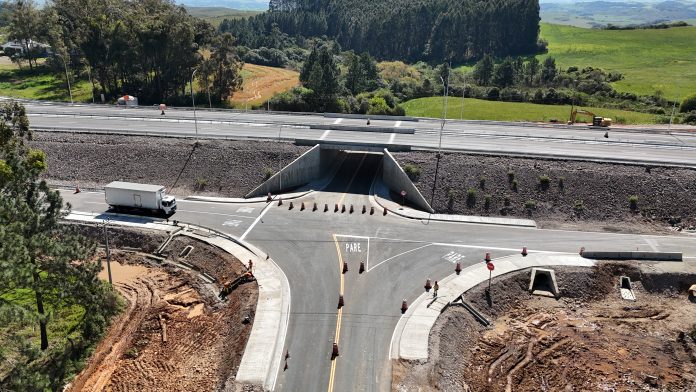 "Túnel" entre as rodovias BR-386/RS e ERS-332, é liberado ao tráfego, em Soledade "Túnel" entre as rodovias BR-386/RS e ERS-332, é liberado ao tráfego, em Soledade