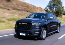 Recall da Jeep e RAM inclui 7,2 mil veículos por risco de incêndio e falhas nos cintos traseiros Recall da Jeep e RAM inclui 7,2 mil veículos por risco de incêndio e falhas nos cintos traseiros