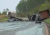 Acidente entre caminhões na BR-060/DF deixa dois mortos e interdita via, em Engenho das Lages Acidente entre caminhões na BR-060/DF deixa dois mortos e interdita via, em Engenho das Lages