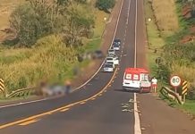 Três motoqueiros morrem em colisão frontal entre duas motos na SP-249, em Fartura Três motoqueiros morrem em colisão frontal entre duas motos na SP-249, em Fartura