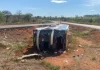 Ônibus tomba na LMG-799 e deixa sete passageiros feridos, em Uberaba (MG) Ônibus tomba na LMG-799 e deixa sete passageiros feridos, em Uberaba (MG)