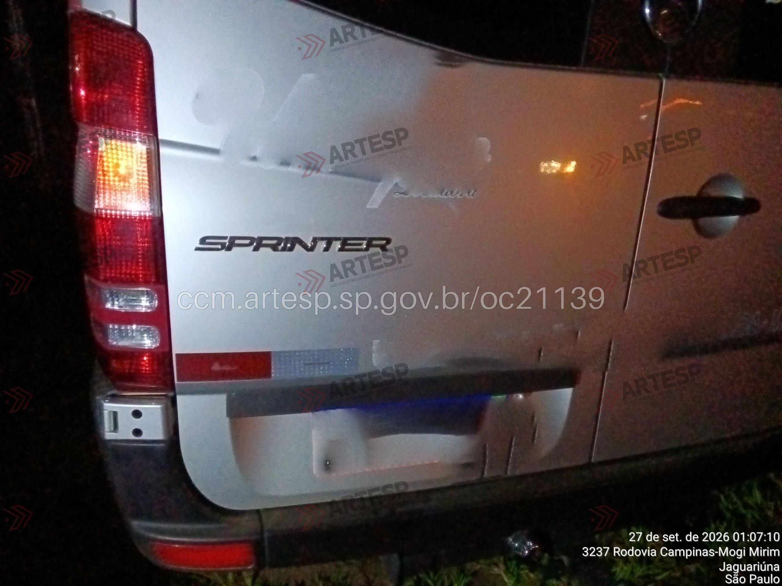 Engavetamento com cinco veículos na SP-340 deixa feridos, em Jaguariúna