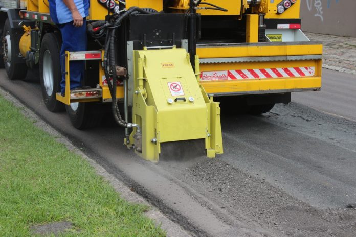 ROMANELLI - Equipamentos para conservação e recuperação do pavimento ROMANELLI - Equipamentos para conservação e recuperação do pavimento