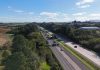 Manutenção de pavimento bloqueita temporariamente alça de acesso a BR-290(Freeway)