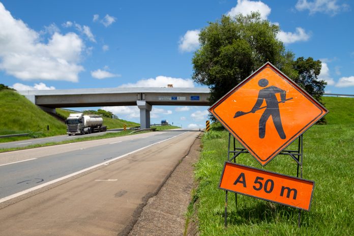 Obras de melhoras em rodovias do sudoeste paulista alteram o tráfego até domingo (18) Obras de melhoras em rodovias do sudoeste paulista alteram o tráfego até domingo (18)