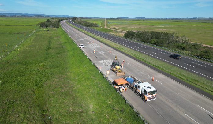 Freeway (BR-290) recebe manutenção no pavimento em toda a sua extensão de 68 quilômetros, entre Osório (RS) e Gravataí (RS).