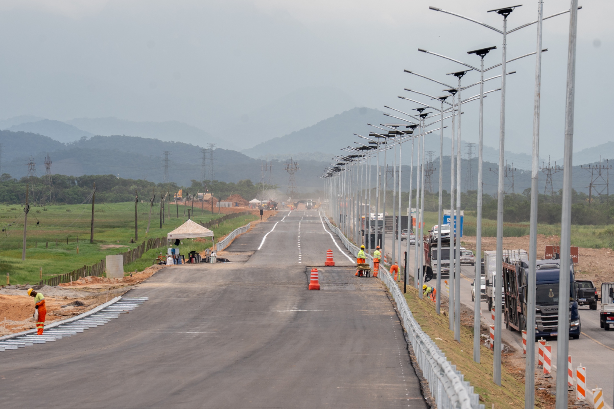 Liberado o tráfego em novo trecho duplicado da BR-493/RJ, entre Magé e Manilha