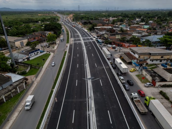Liberado o tráfego em novo trecho duplicado da BR-493/RJ, entre Magé e Manilha Liberado o tráfego em novo trecho duplicado da BR-493/RJ, entre Magé e Manilha