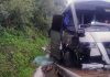 Rodotrem irregular colide com ônibus que transportava 22 crianças