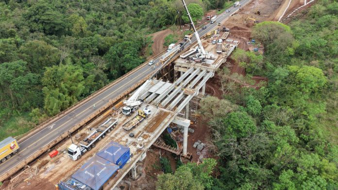 VÍDEO: Obras de construção de nova ponte sobre o Rio Ubá, na BR-153/PR, alcançam 80% de execução VÍDEO: Obras de construção de nova ponte sobre o Rio Ubá, na BR-153/PR, alcançam 80% de execução