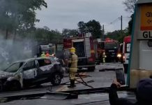 Mãe e filho morrem em acidente envolvendo quatro veículos na MG-050, em Itaúna