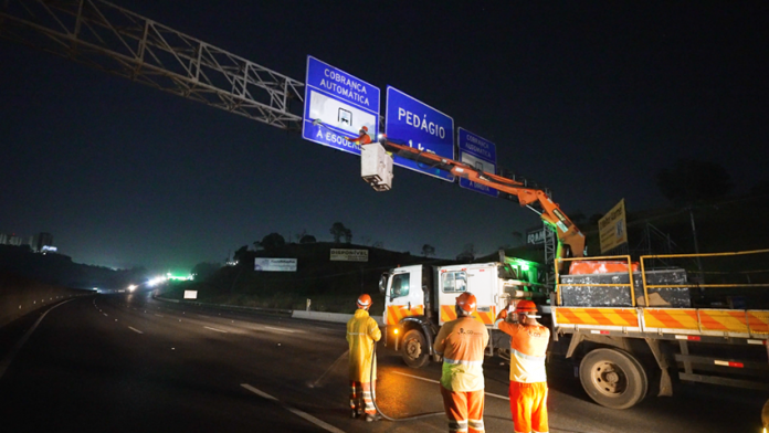 Concessionária realiza megaoperação com interdição total da Bandeirantes, entre Jundiaí e São Paulo Concessionária realiza megaoperação com interdição total da Bandeirantes, entre Jundiaí e São Paulo