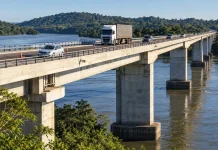 Liberado o tráfego na Ponte do Rio Piquiri na BR-272/PR, entre Francisco Alves e Terra Roxa Liberado o tráfego na Ponte do Rio Piquiri na BR-272/PR, entre Francisco Alves e Terra Roxa